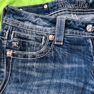 Miss Me Jeans - Miss Me skinny jeans; size 25 Miss Me Jeans - Miss Me skinny jeans; size 25